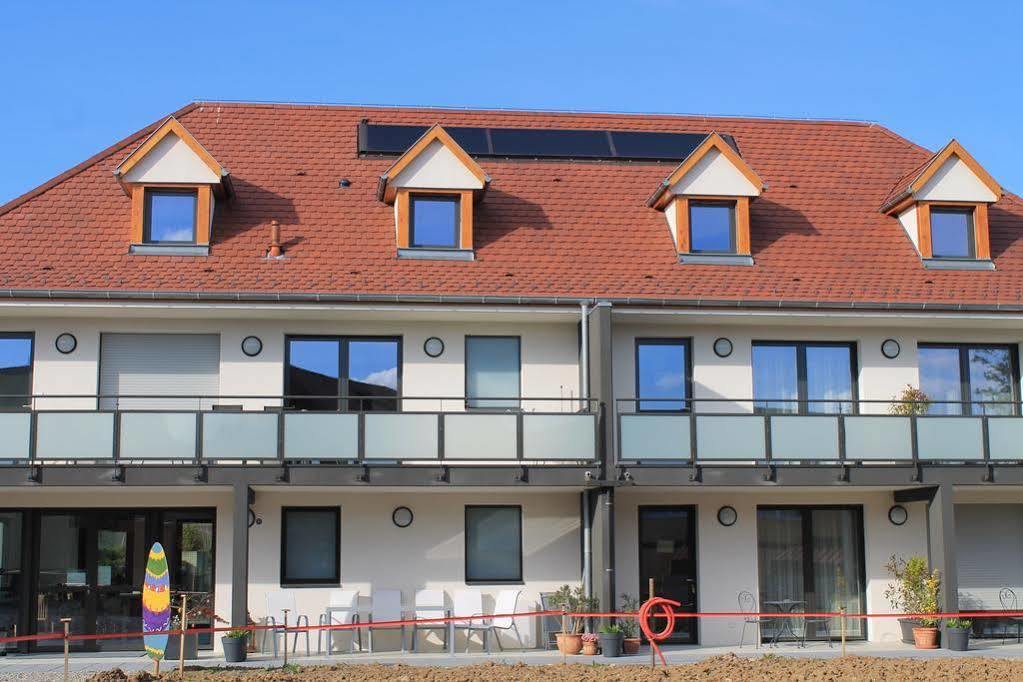 Maison D'Hotes Sainte Hune Appartements Юнавир Экстерьер фото
